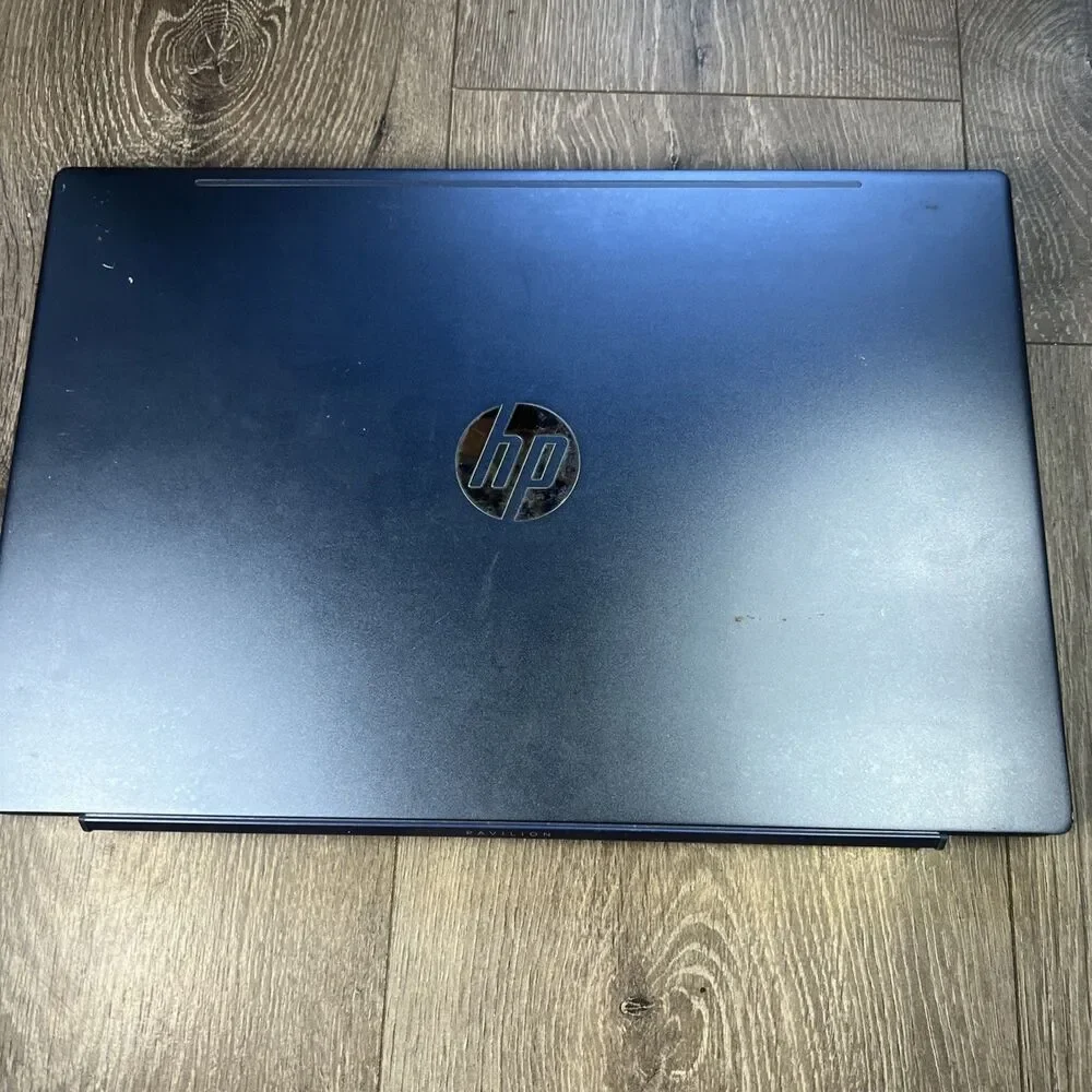 HP Pavilion 15-cs2073cl 15.6